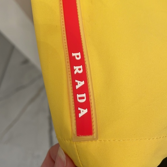 💛⭐️ Super Stylish Yellow Shorts 💛⭐️ - Picture 8 of 12